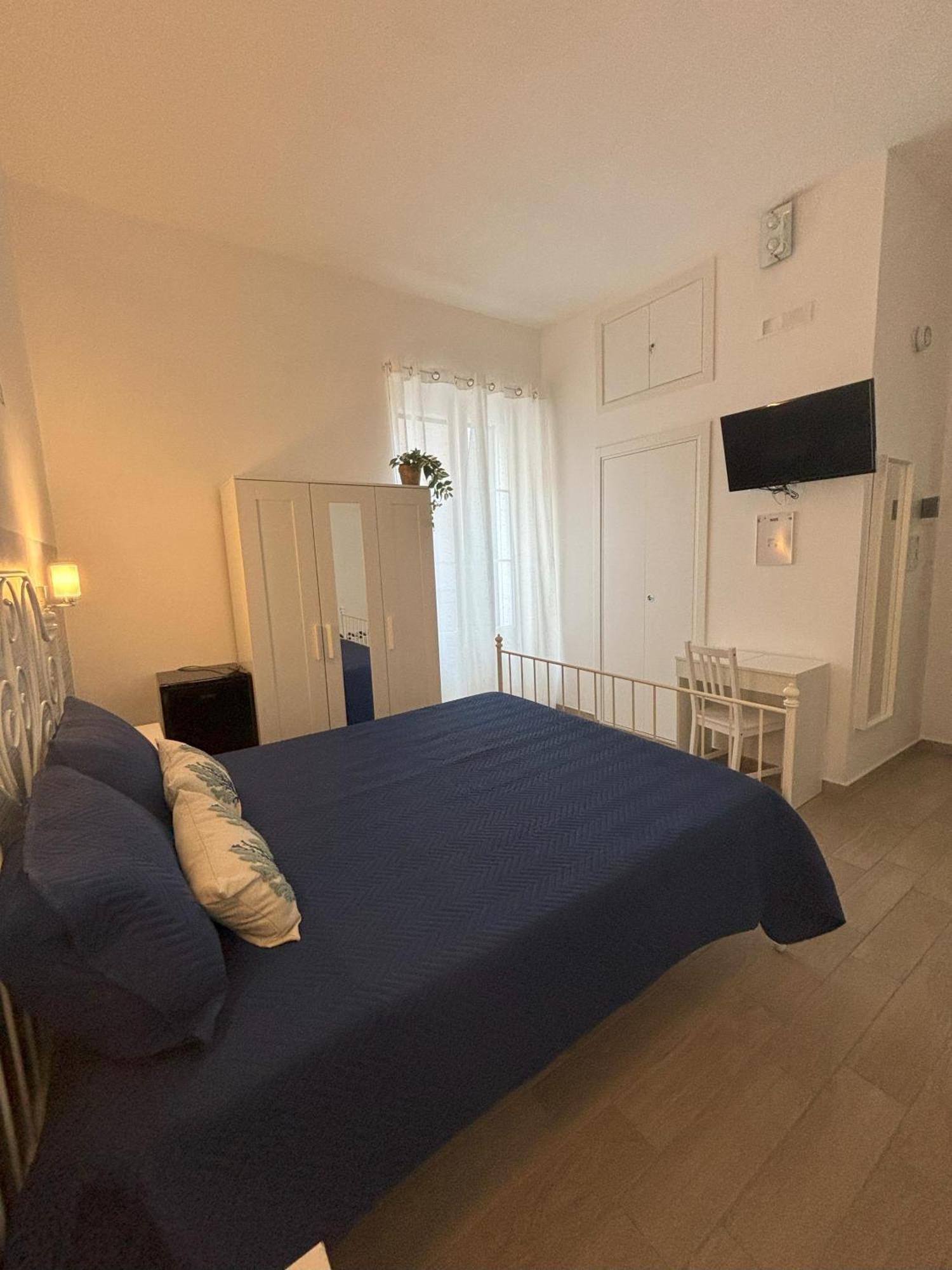 Mareluna Rooms Margherita Di Savoia Exterior foto